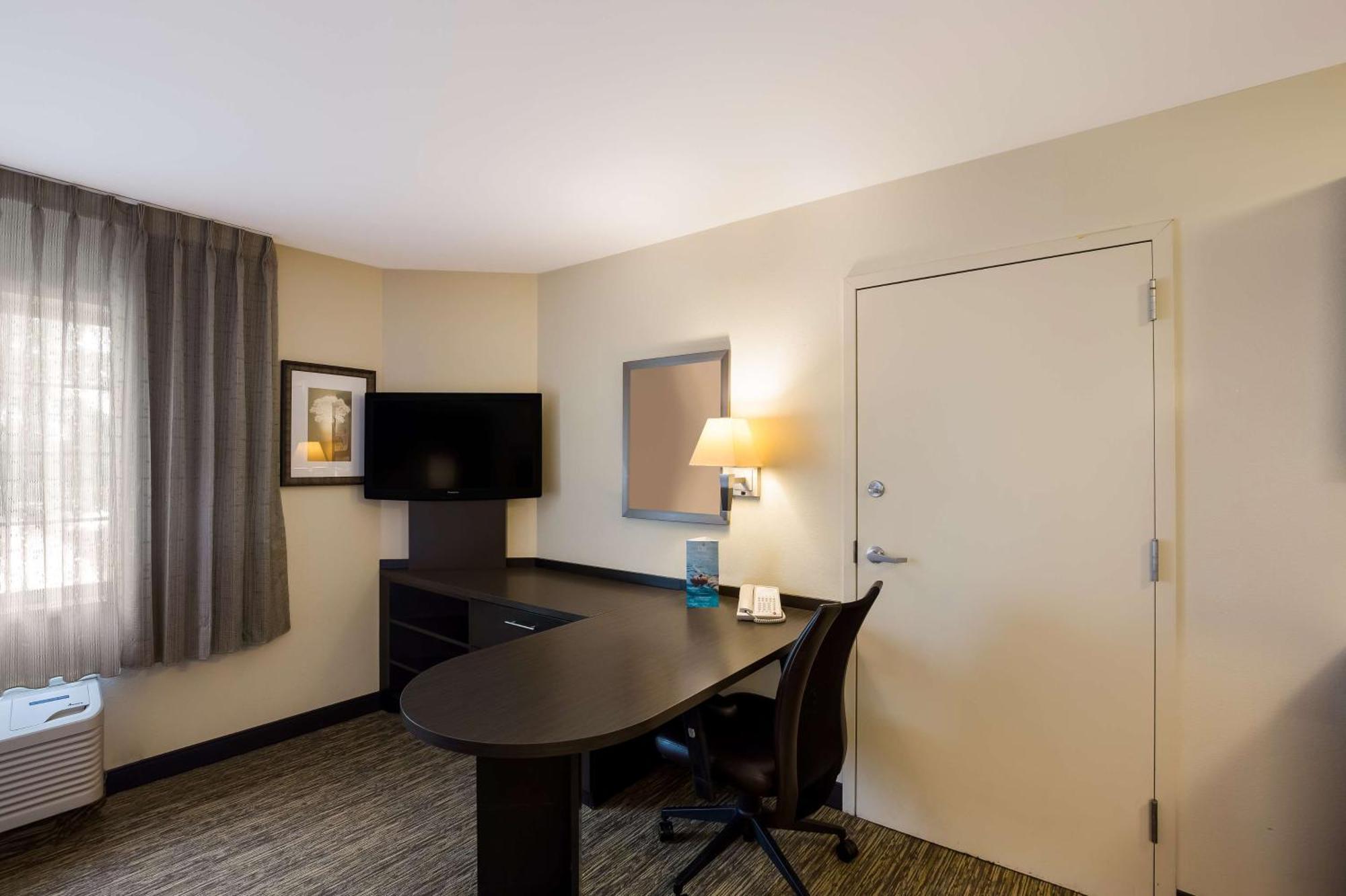 โซเนสตา ซิมพลี สวีท เซนต์หลุยส์ เอิร์ท ซิตี้ Hotel Earth City ภายนอก รูปภาพ