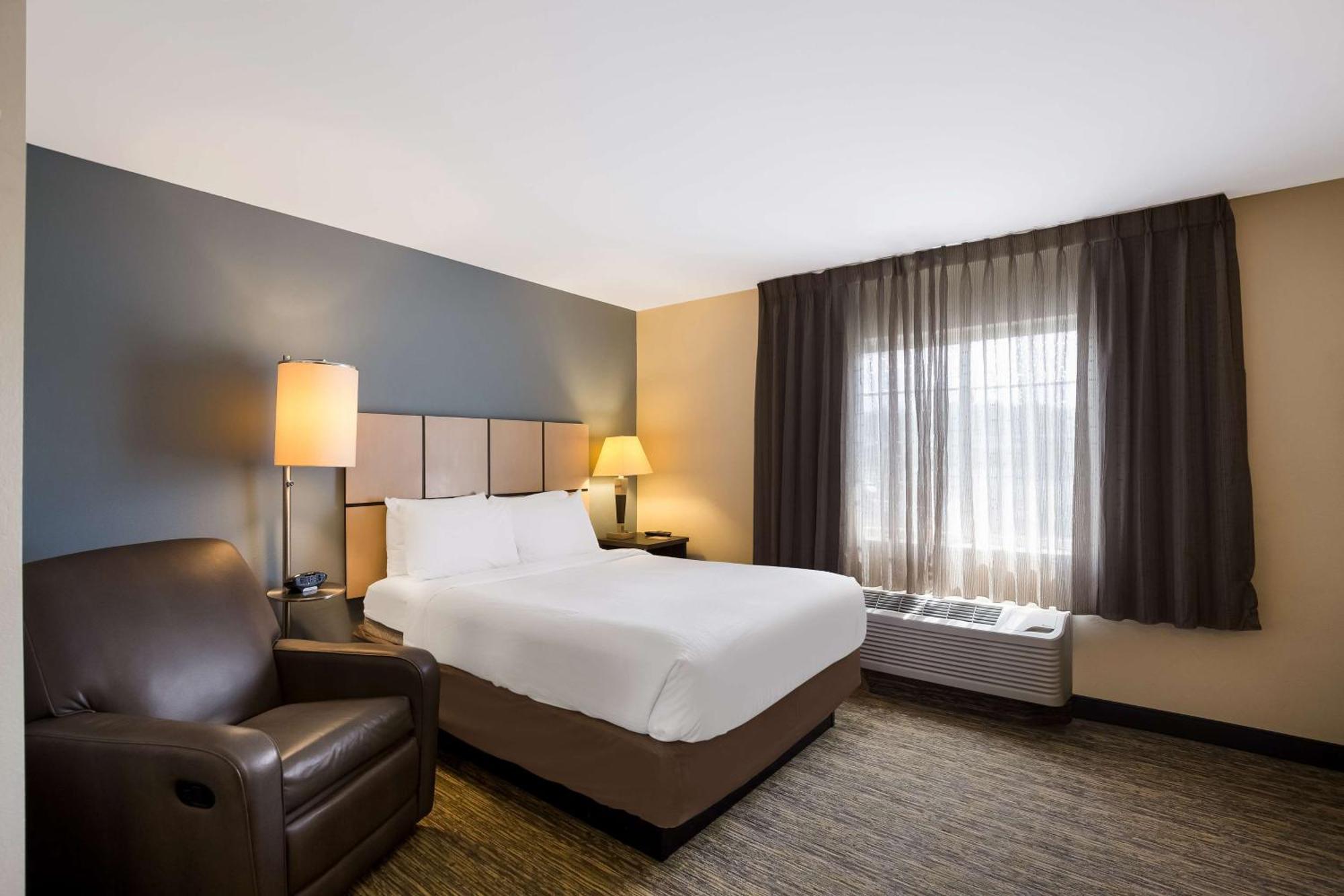 โซเนสตา ซิมพลี สวีท เซนต์หลุยส์ เอิร์ท ซิตี้ Hotel Earth City ภายนอก รูปภาพ