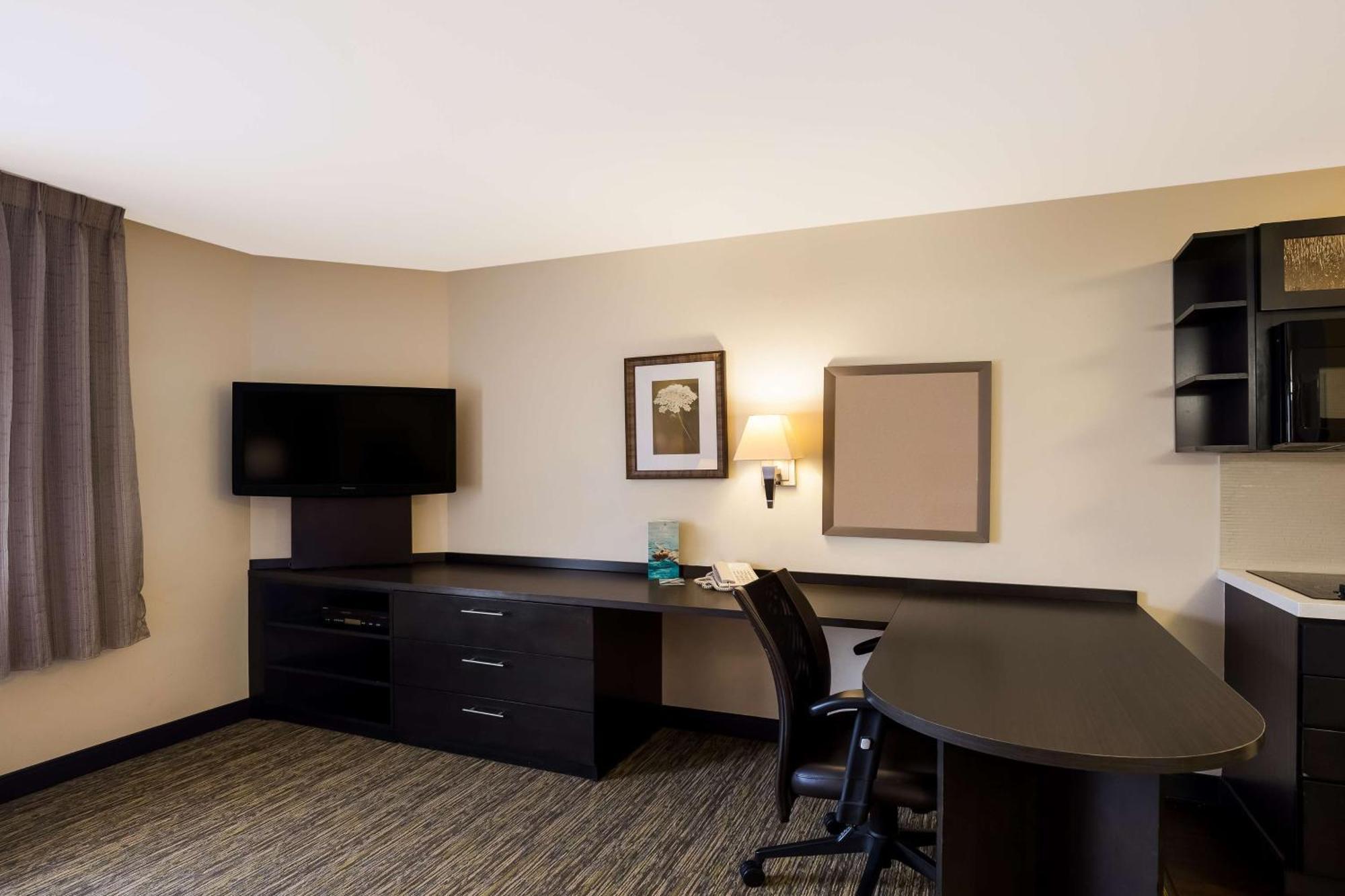 โซเนสตา ซิมพลี สวีท เซนต์หลุยส์ เอิร์ท ซิตี้ Hotel Earth City ภายนอก รูปภาพ